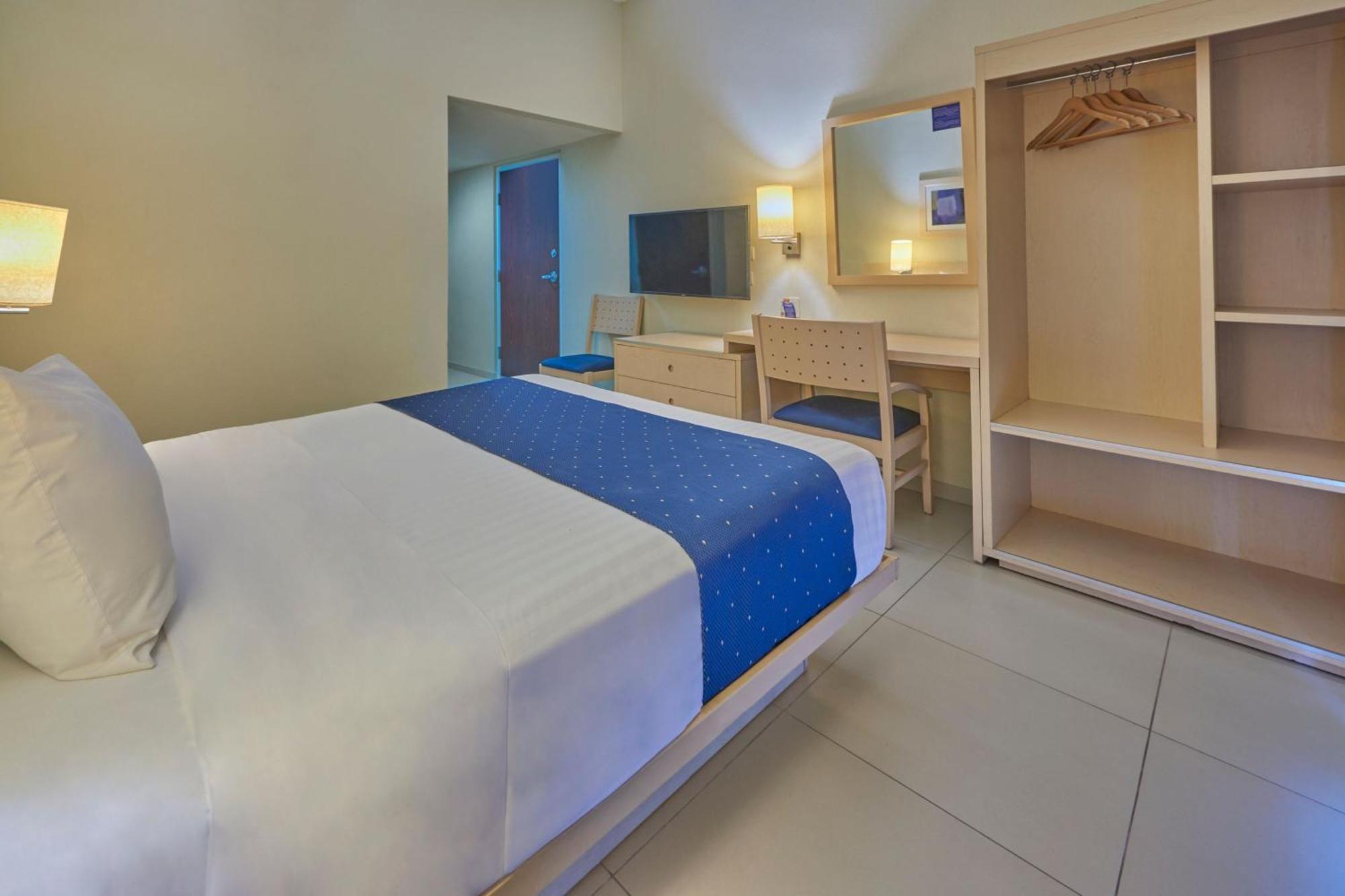 City Express By Marriott Playa Del Carmen Buitenkant foto