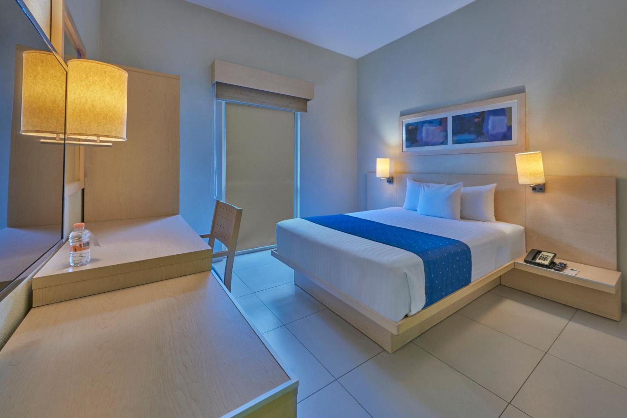 City Express By Marriott Playa Del Carmen Buitenkant foto